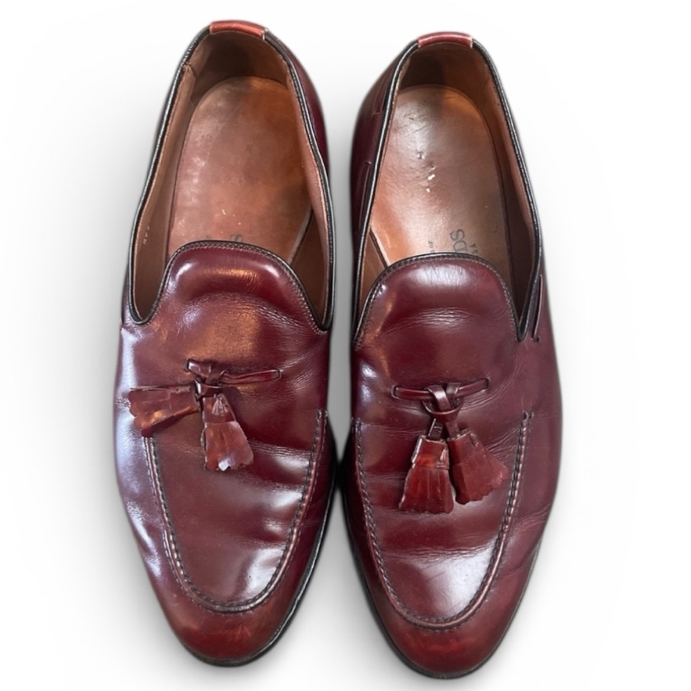 Allen Edmonds Burgundy Saratoga Tassel Loafers Size 9